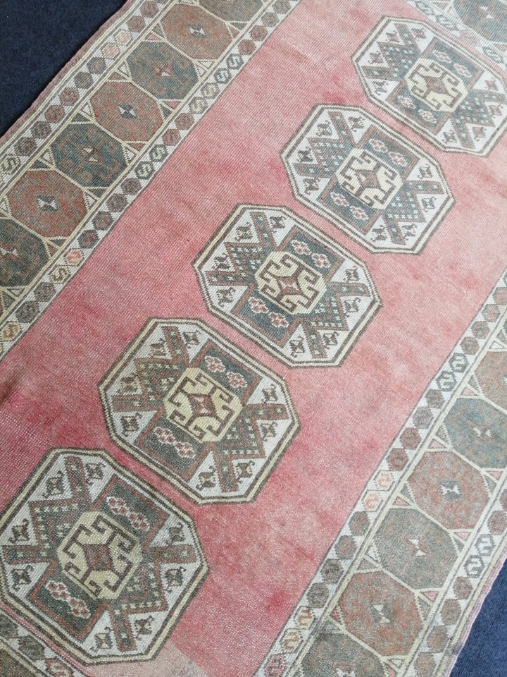 Turkish Runner Rug 4' x 6' 4" Hand-Knotted detail