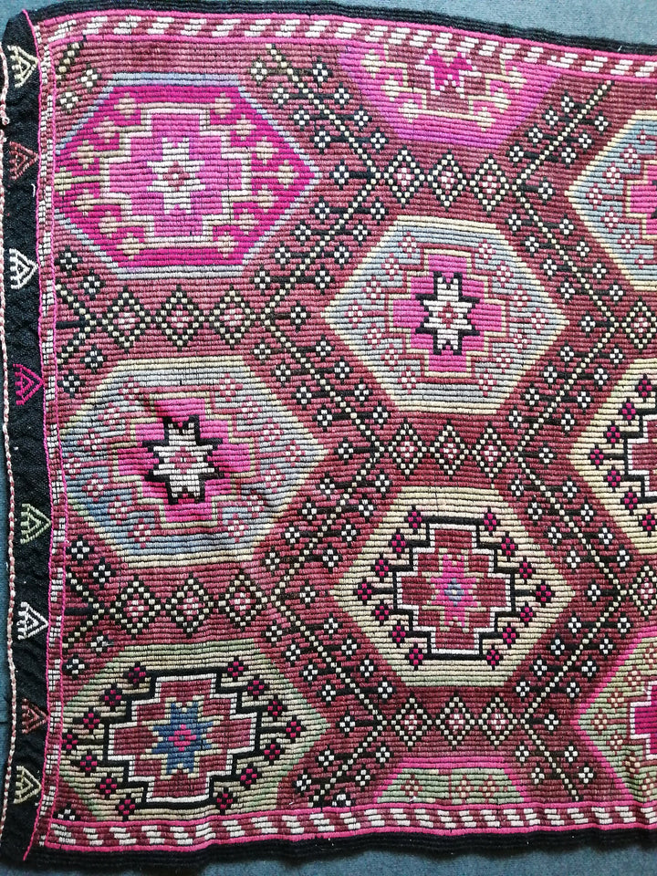 Turkish Oushak Rug 4' x 8' Hand-Knotted close-up