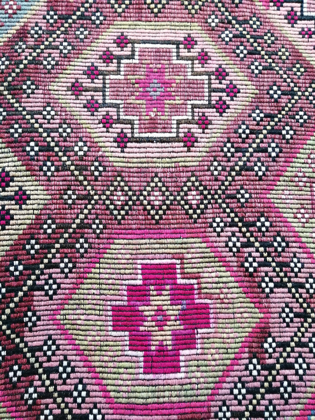 Turkish Oushak Rug 4' x 8' Hand-Knotted border