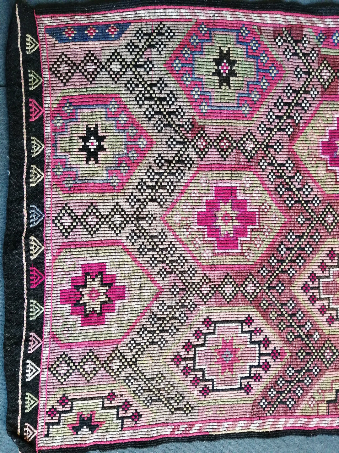 Turkish Oushak Rug 4' x 8' Hand-Knotted field