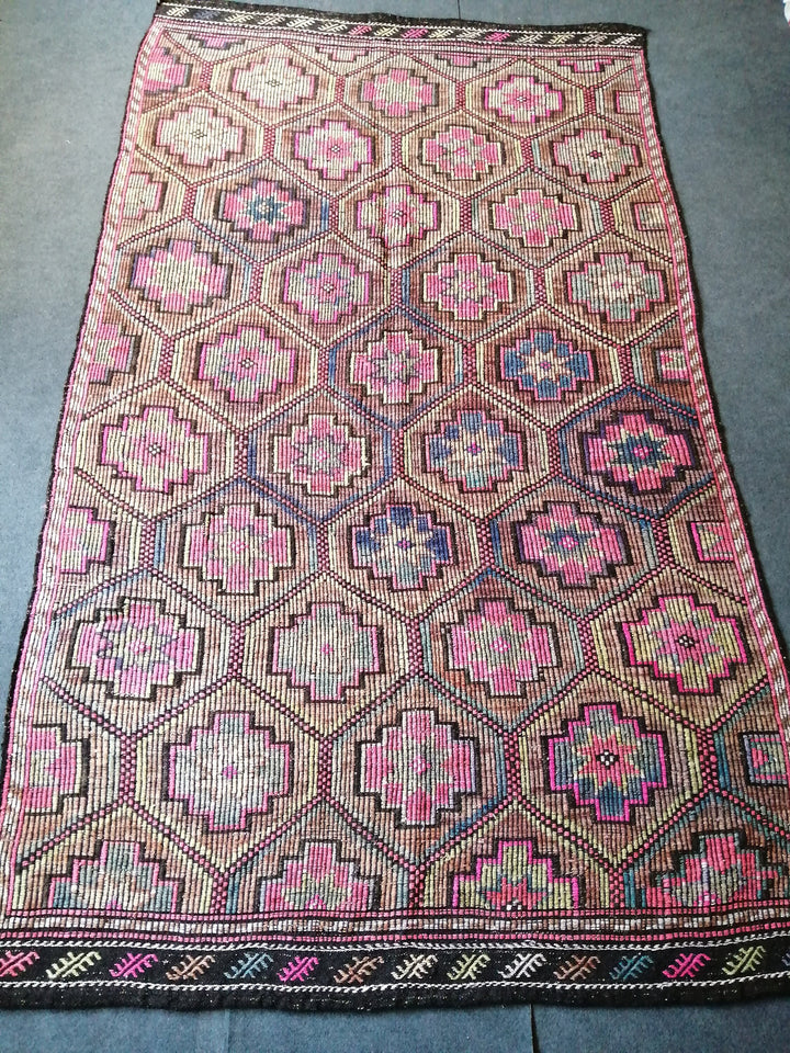 Turkish Oushak Rug 5' 11" x 10' Hand-Knotted detail