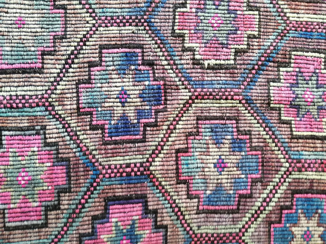 Turkish Oushak Rug 5' 11" x 10' Hand-Knotted border
