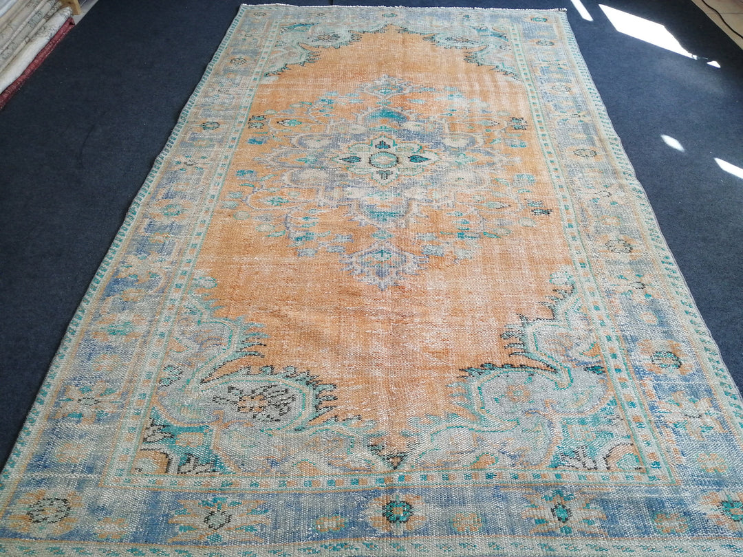 Beige Turkish Oushak Rug 6' x 9' 7" Hand-Knotted reverse