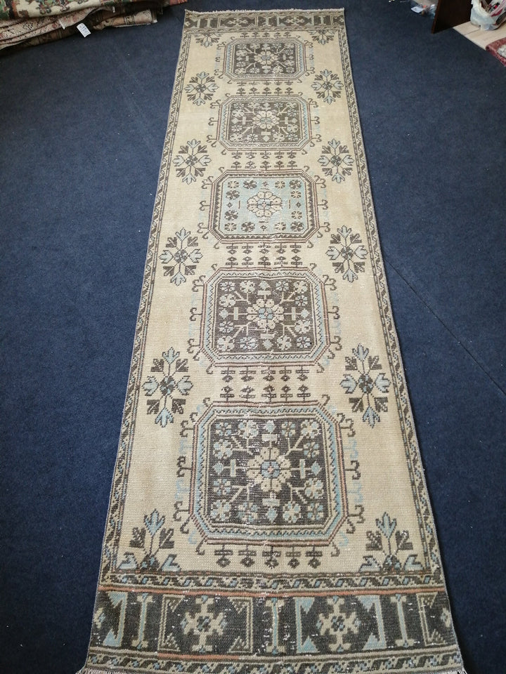 Beige Turkish Runner Rug 3' 2" x 11' 6" Hand-Knotted pattern