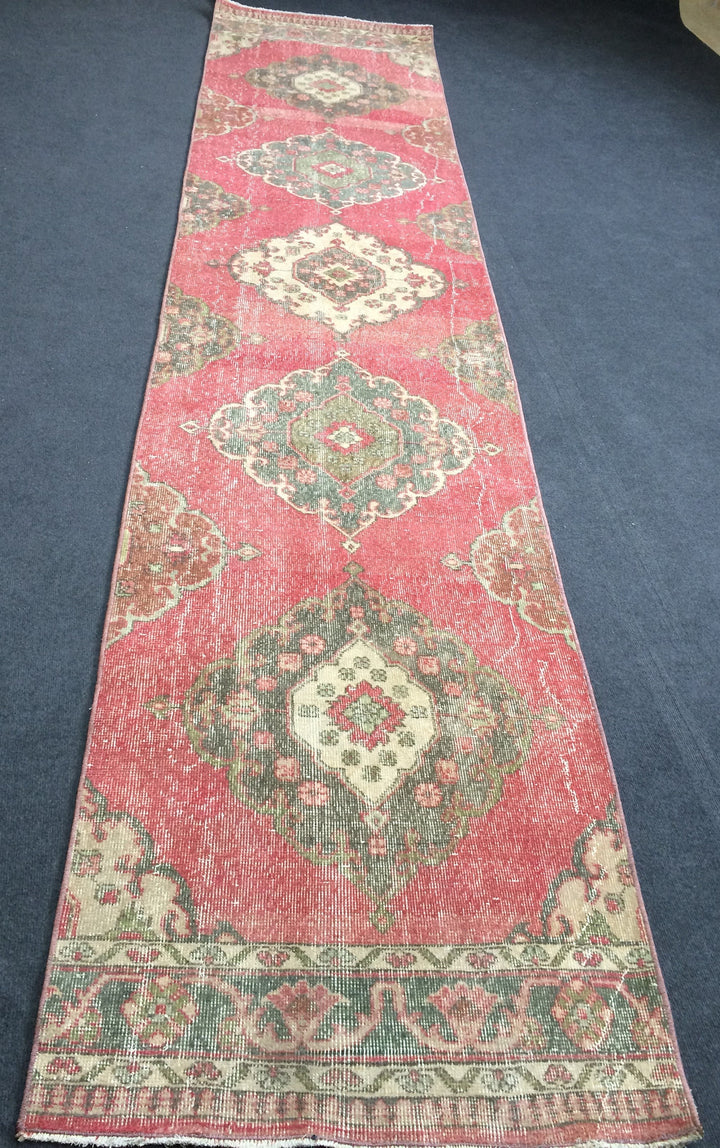 Beige Turkish Runner Rug 2' 10" x 12' 6" Hand-Knotted detail