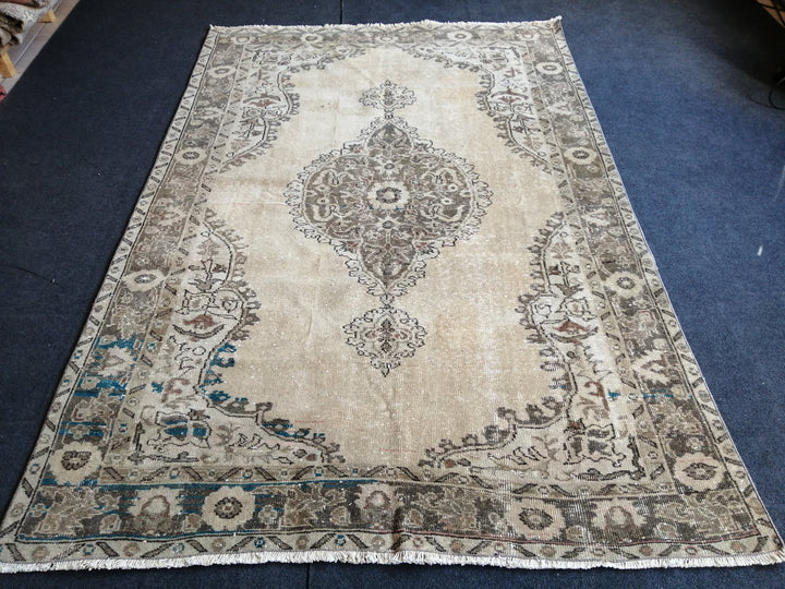 Beige Turkish Oushak Rug 5' 4" x 8' Hand-Knotted