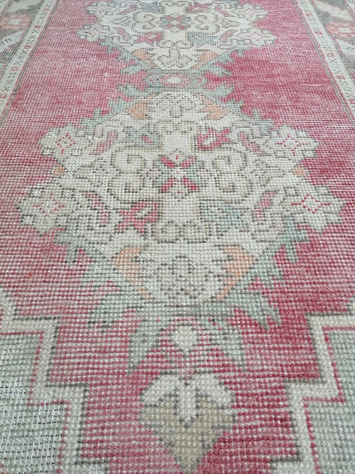 Beige Turkish Runner Rug 3' x 9' 11" Hand-Knotted view 9