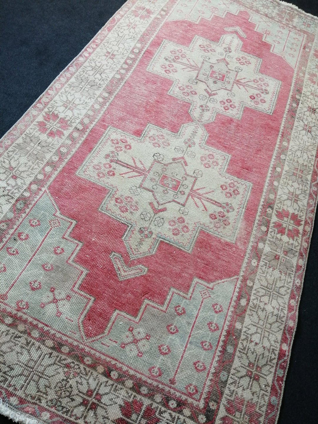 Beige Turkish Runner Rug 4' 7" x 9' 4" Hand-Knotted reverse