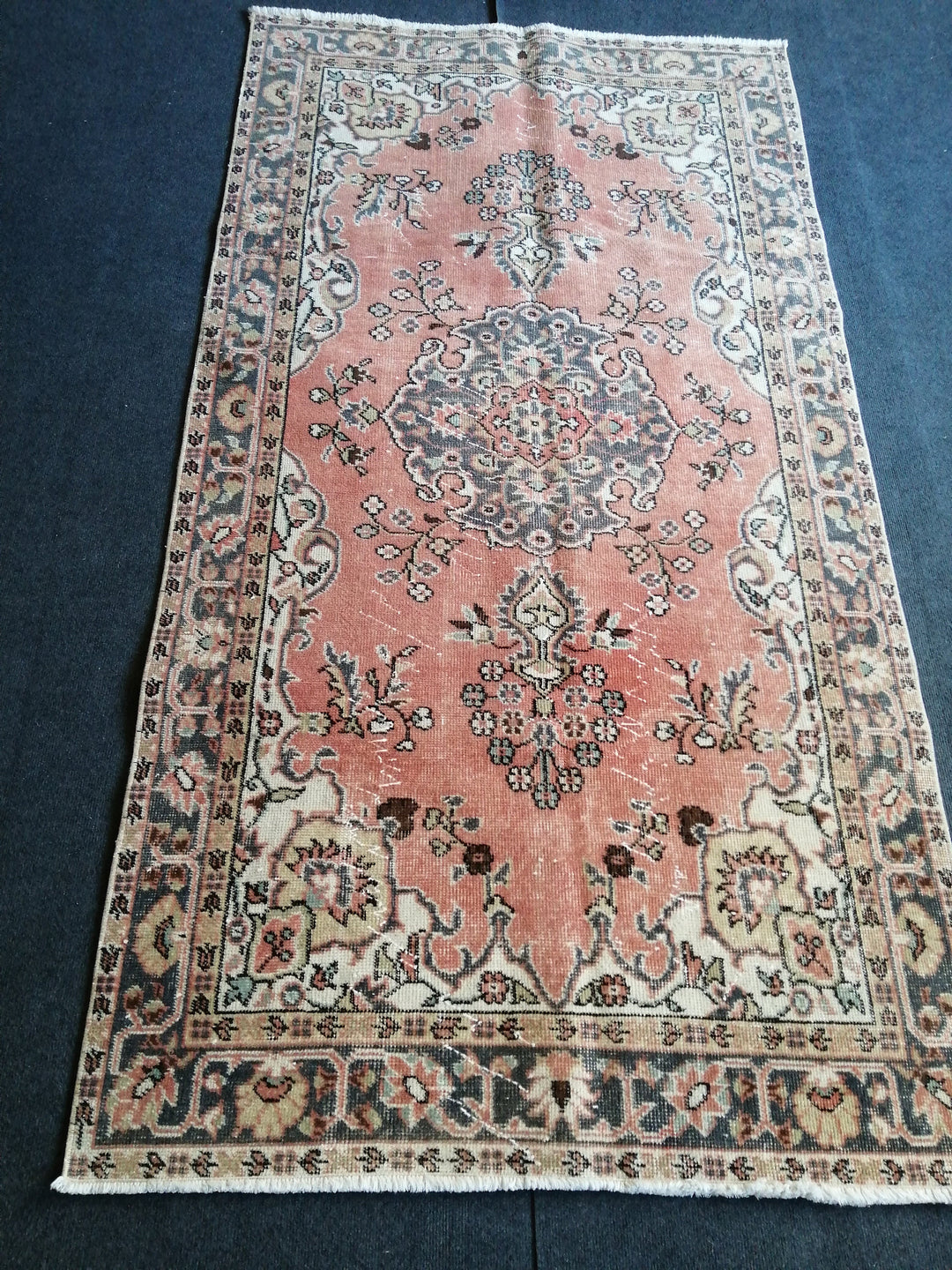 Beige Turkish Runner Rug 3' 10" x 7' Hand-Knotted detail