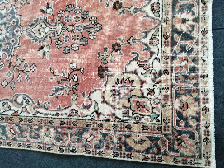 Beige Turkish Runner Rug 3' 10" x 7' Hand-Knotted view