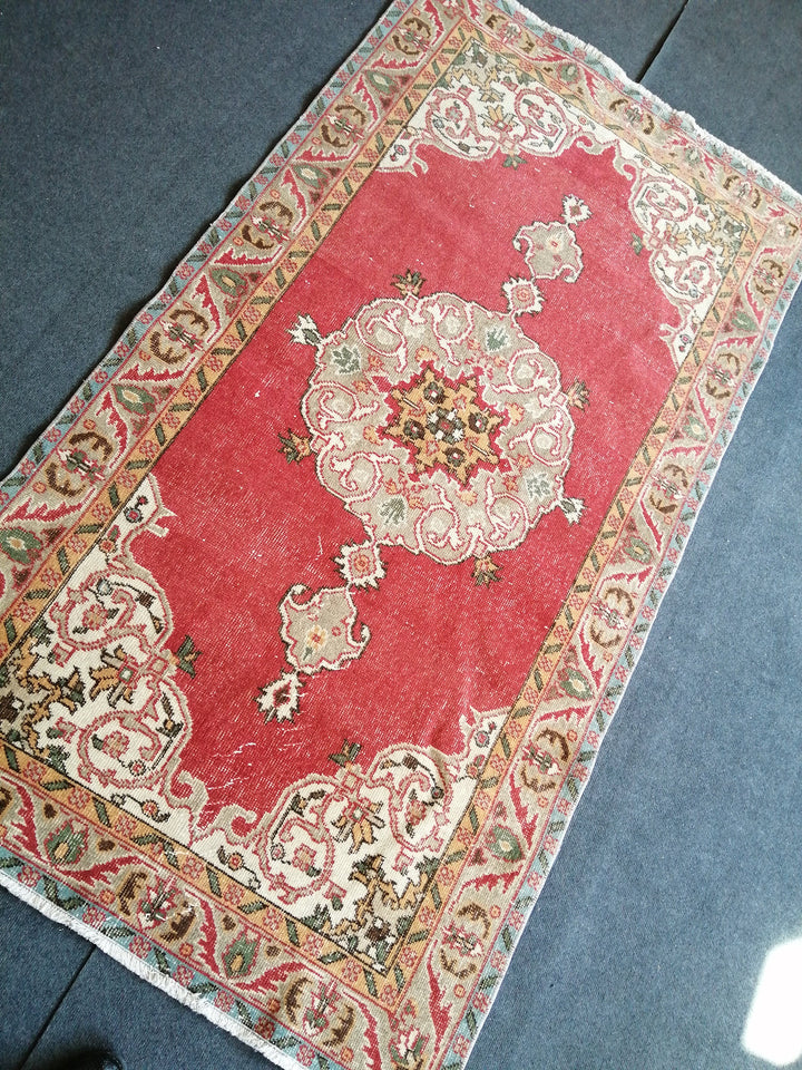 Turkish Oushak Rug 5'3" x 7'6" Hand-Knotted view