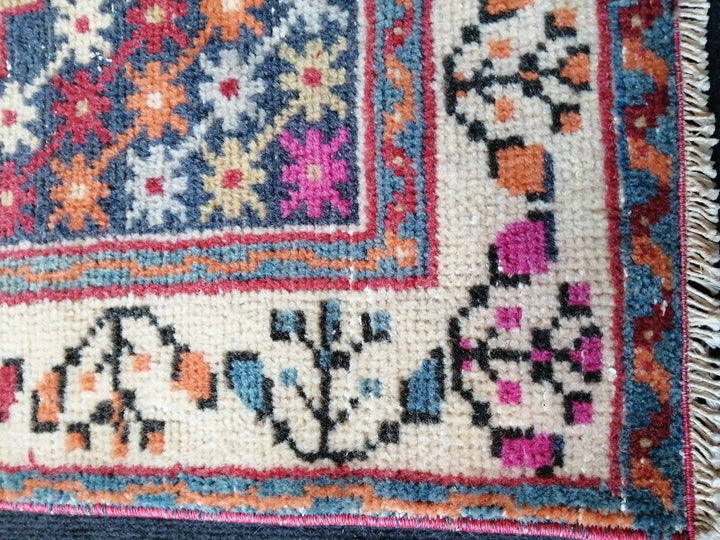 Rust Turkish Oushak Runner Hand-Knotted detail