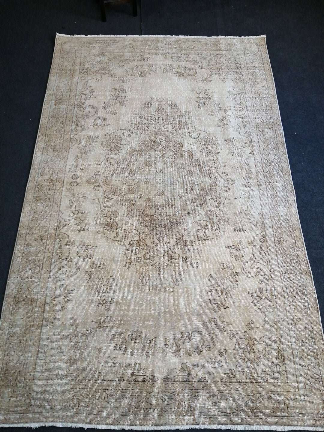 Beige Turkish Runner Rug 5' 5" x 8' 11" Hand-Knotted | No. WR33785