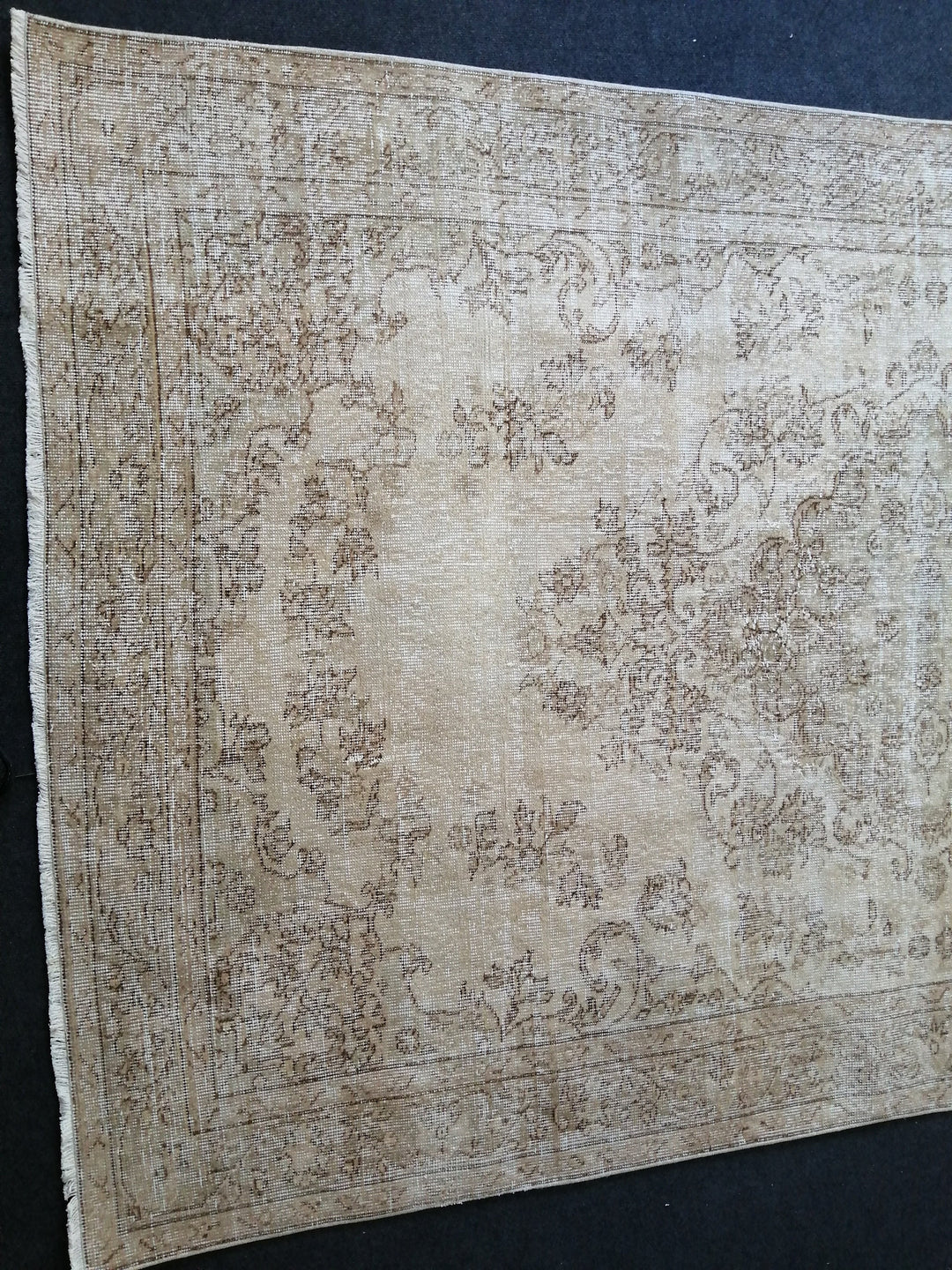 Beige Turkish Runner Rug 5' 5" x 8' 11" Hand-Knotted | No. WR33785