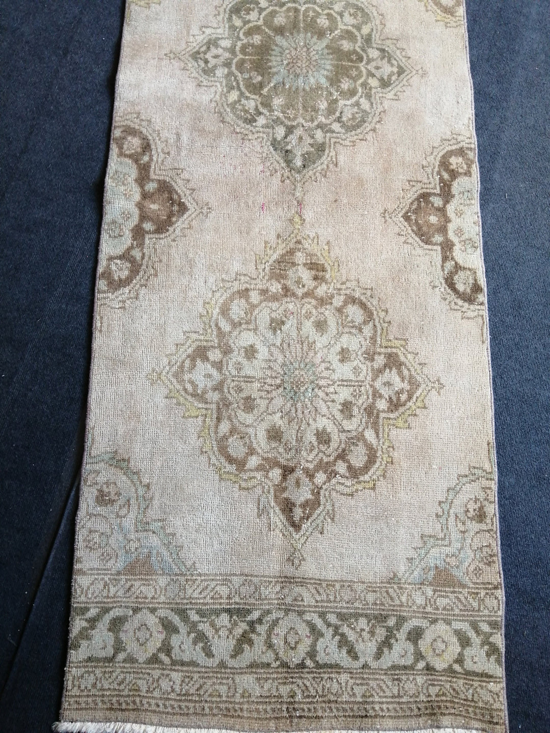 Beige Turkish Runner Rug 2' 10" x 13' 11" Hand-Knotted pattern