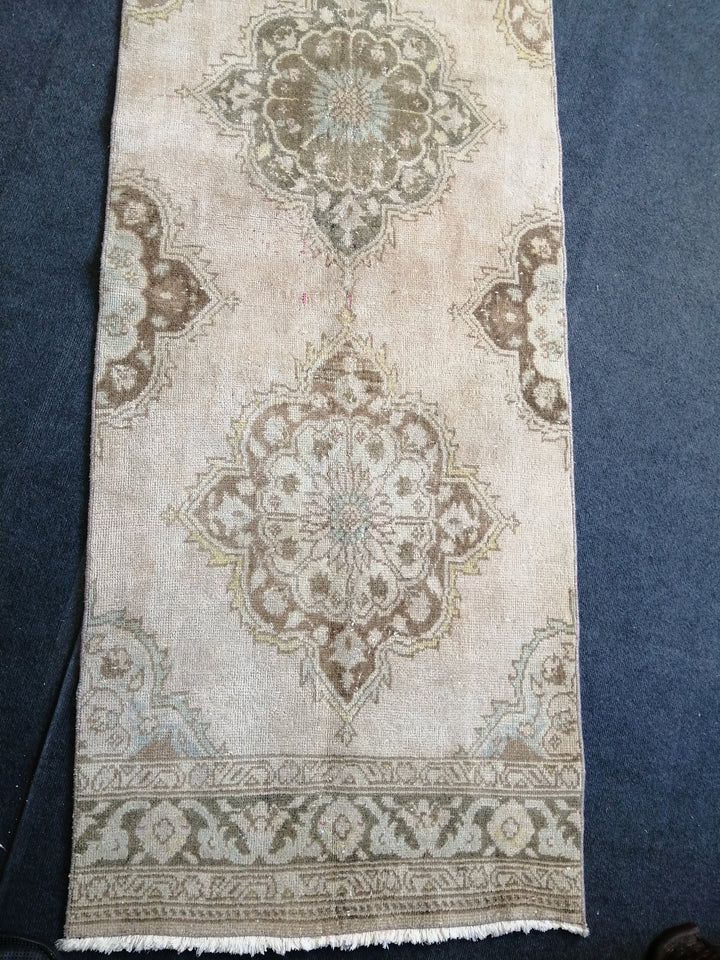 Beige Turkish Runner Rug 2' 10" x 13' 11" Hand-Knotted close-up
