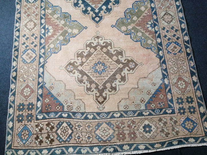 Cream Turkish Oushak Rug Cream Runner Rug Hand-Knotted | No. WR46935