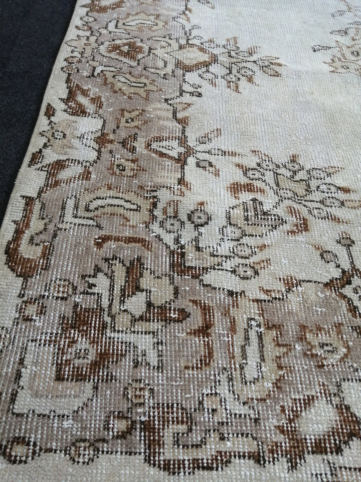 Beige Turkish Runner Rug 6' 2" x 9' 11" Hand-Knotted view 9