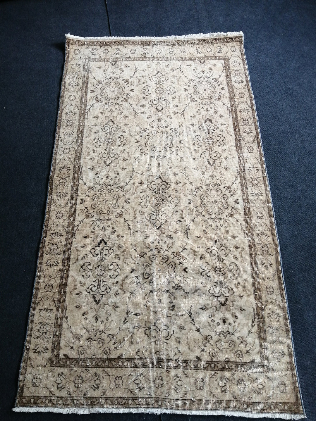 Rust Turkish Runner Rug 3' 10" x 6' 11" Hand-Knotted detail