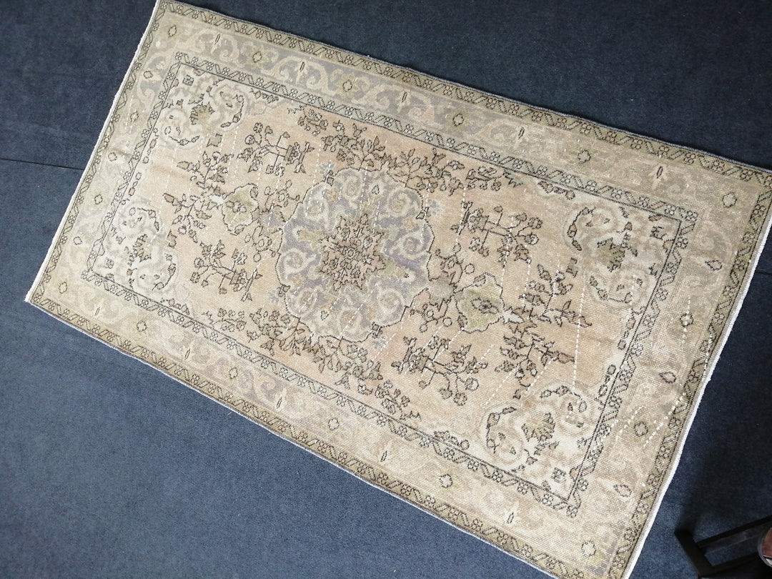 Rust Turkey Runner Rug 3' 11" x 6' 8" Hand-Knotted