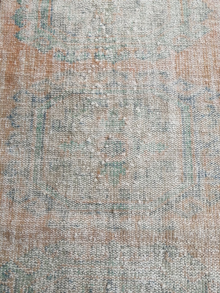 Beige Turkish Runner Rug 2' 10" x 11' Hand-Knotted texture