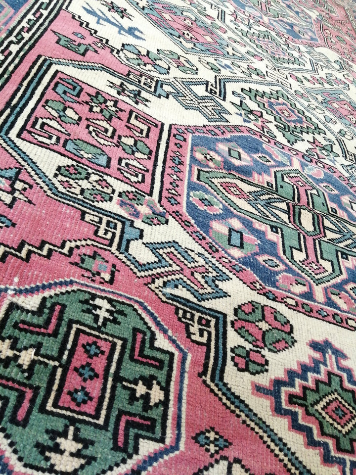 Pink Turkish Runner Rug 4' 5" x 7' 8" Hand-Knotted texture