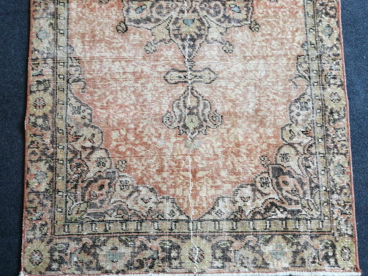 Rust Turkish Oushak Rug 3' 2" x 6' 5" Hand-Knotted close-up