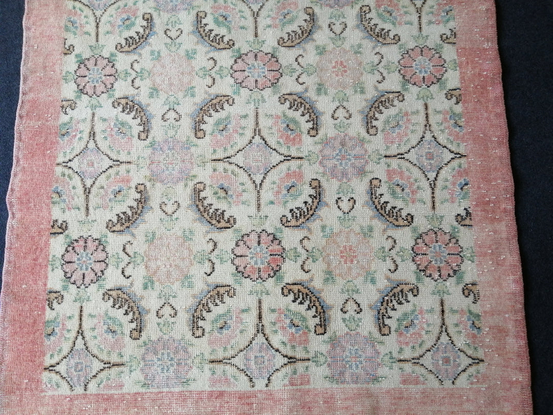 Rust Turkish Oushak Rug 4' x 6' 5" Hand-Knotted border