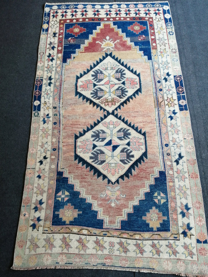 Rust Turkish Oushak Rug 4' x 7' 6" Hand-Knotted detail