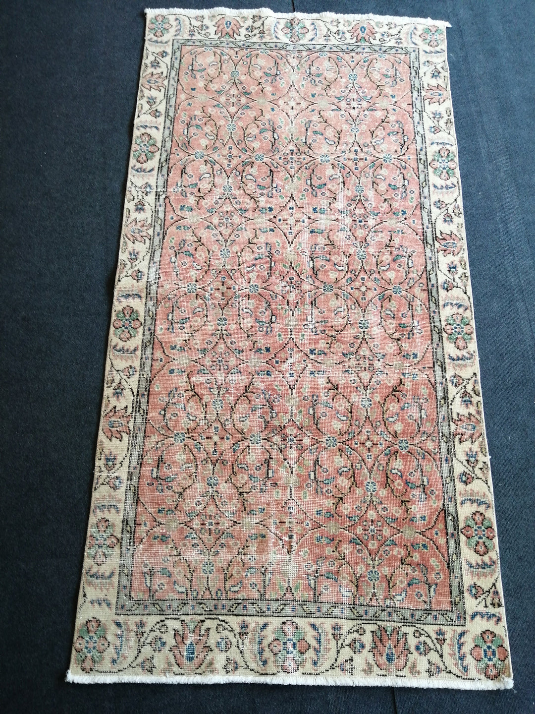 Rust Turkish Oushak Rug Hand-Knotted detail