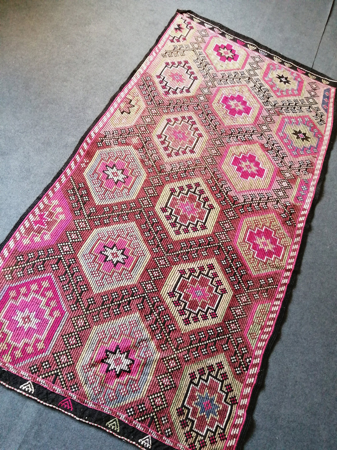 Turkish Oushak Rug 4' x 8' Hand-Knotted view
