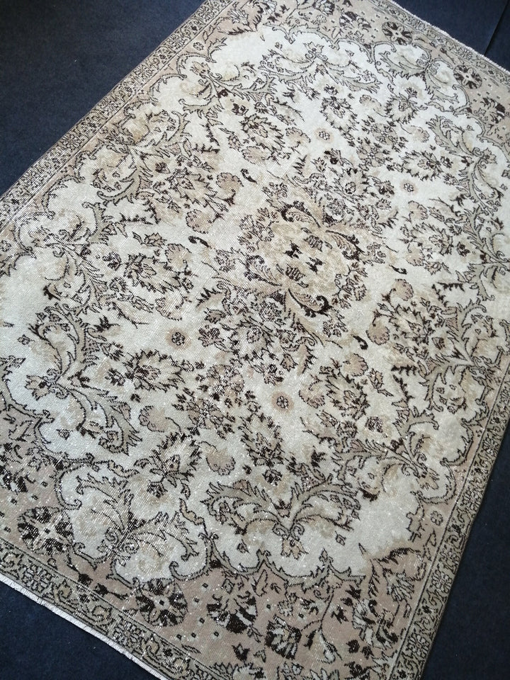 Rust Turkish Oushak Rug 6' 5" x 10' Hand-Knotted view