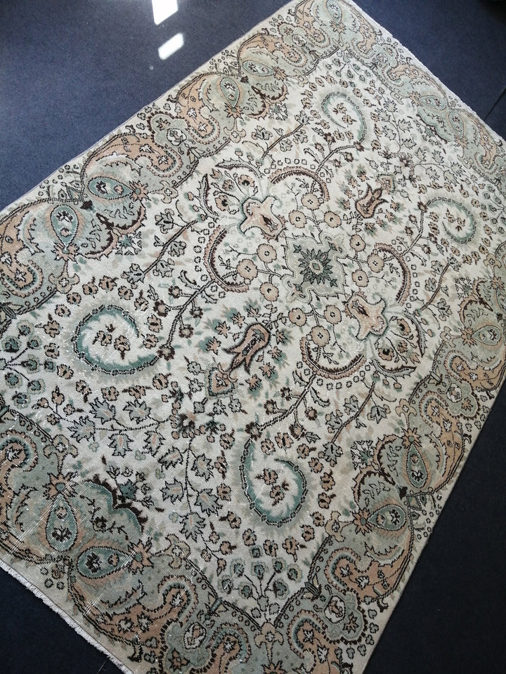 Beige Turkish Oushak Rug 6' 7" x 10' 4" Hand-Knotted | No. WR51432