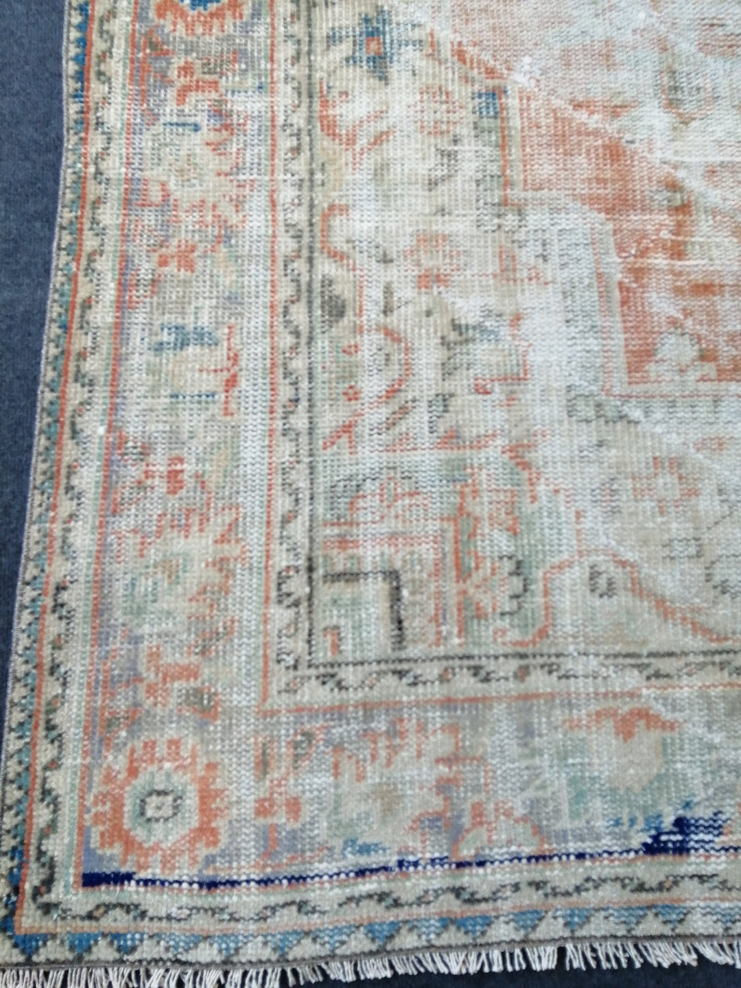Beige Turkish Runner Rug 6' 7" x 10' Hand-Knotted pattern