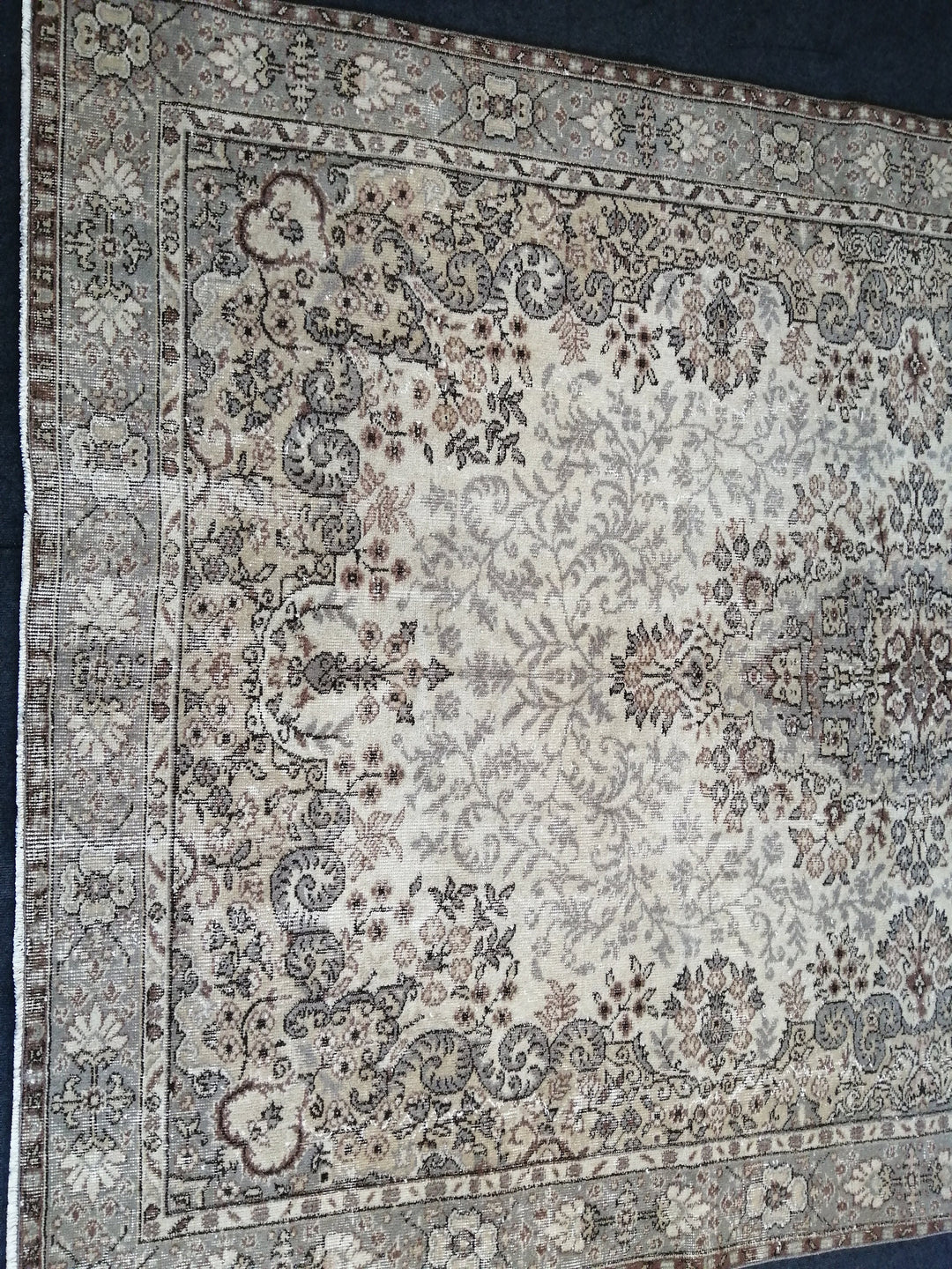 Rust Turkish Oushak Rug 6' 8" x 10' Hand-Knotted field