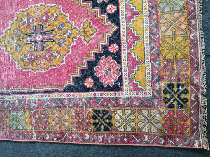 Rust Turkish Runner Rug 3' 10" x 6' 1" Hand-Knotted field
