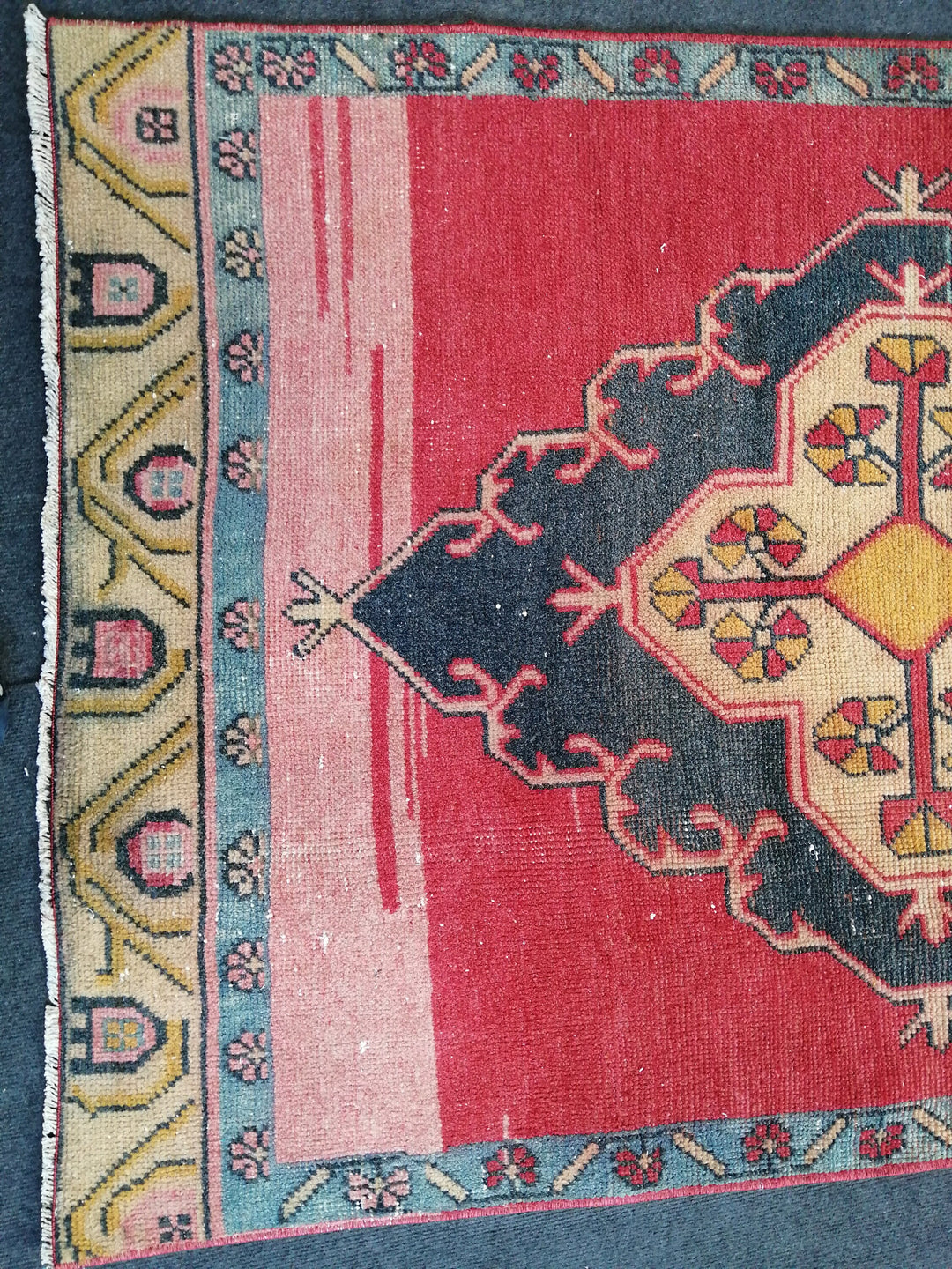 Beige Turkish Runner Rug 3' 7" x 10' 7" Hand-Knotted texture