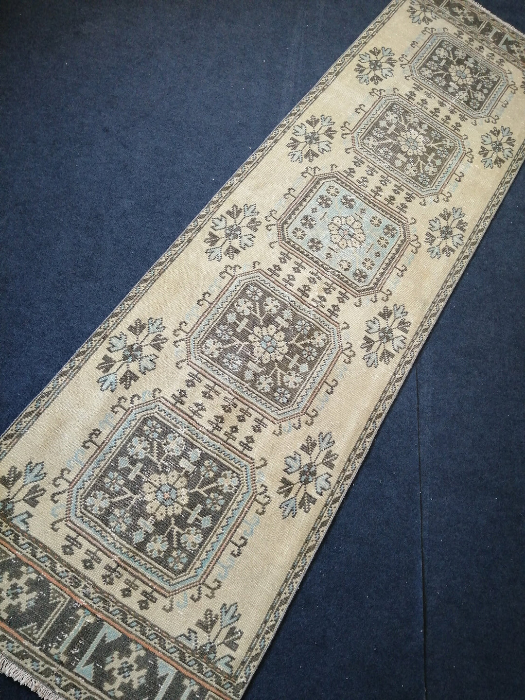 Beige Turkish Runner Rug 3' 2" x 11' 6" Hand-Knotted detail