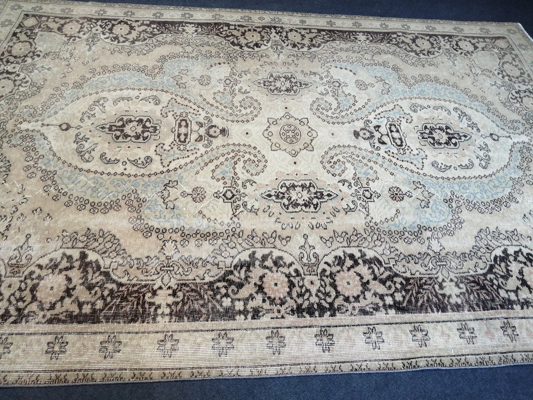 Beige Turkish Runner Rug 6' 8" x 9' 11" Hand-Knotted close-up