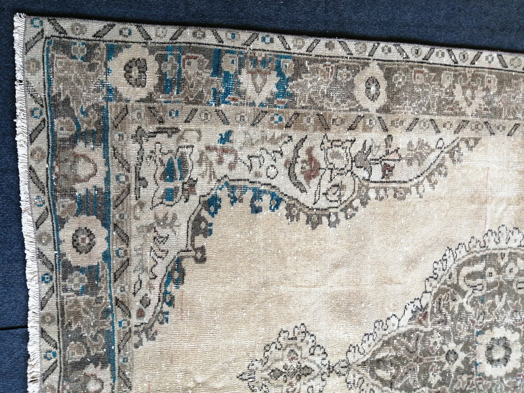 Beige Turkish Oushak Rug 5' 4" x 8' Hand-Knotted view 9