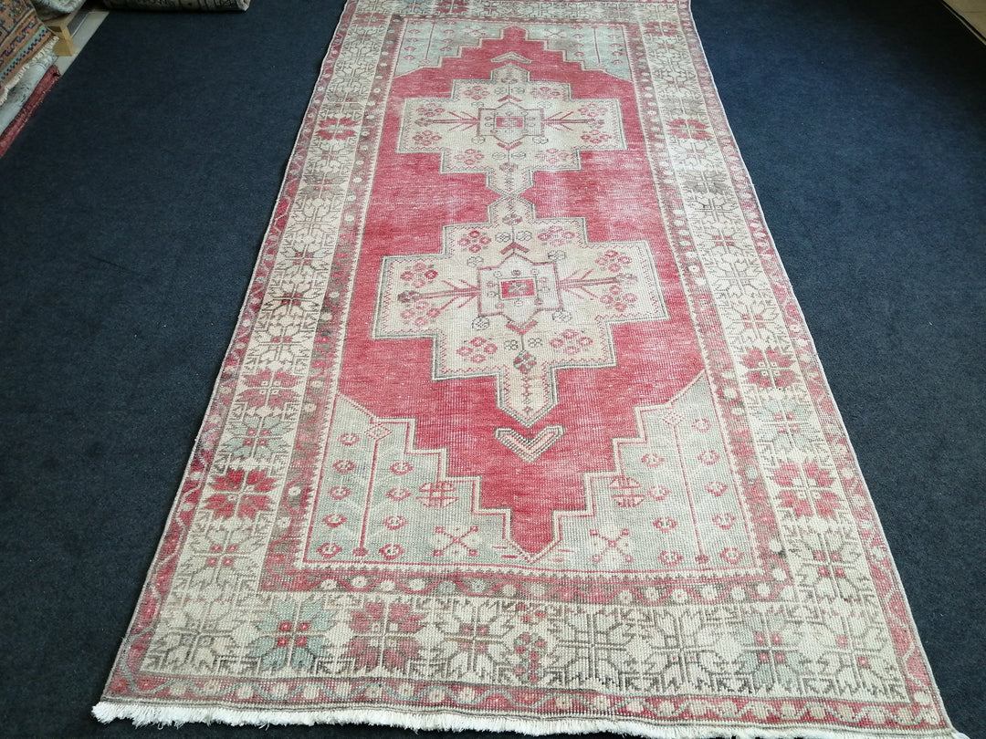 Beige Turkish Runner Rug 4' 7" x 9' 4" Hand-Knotted