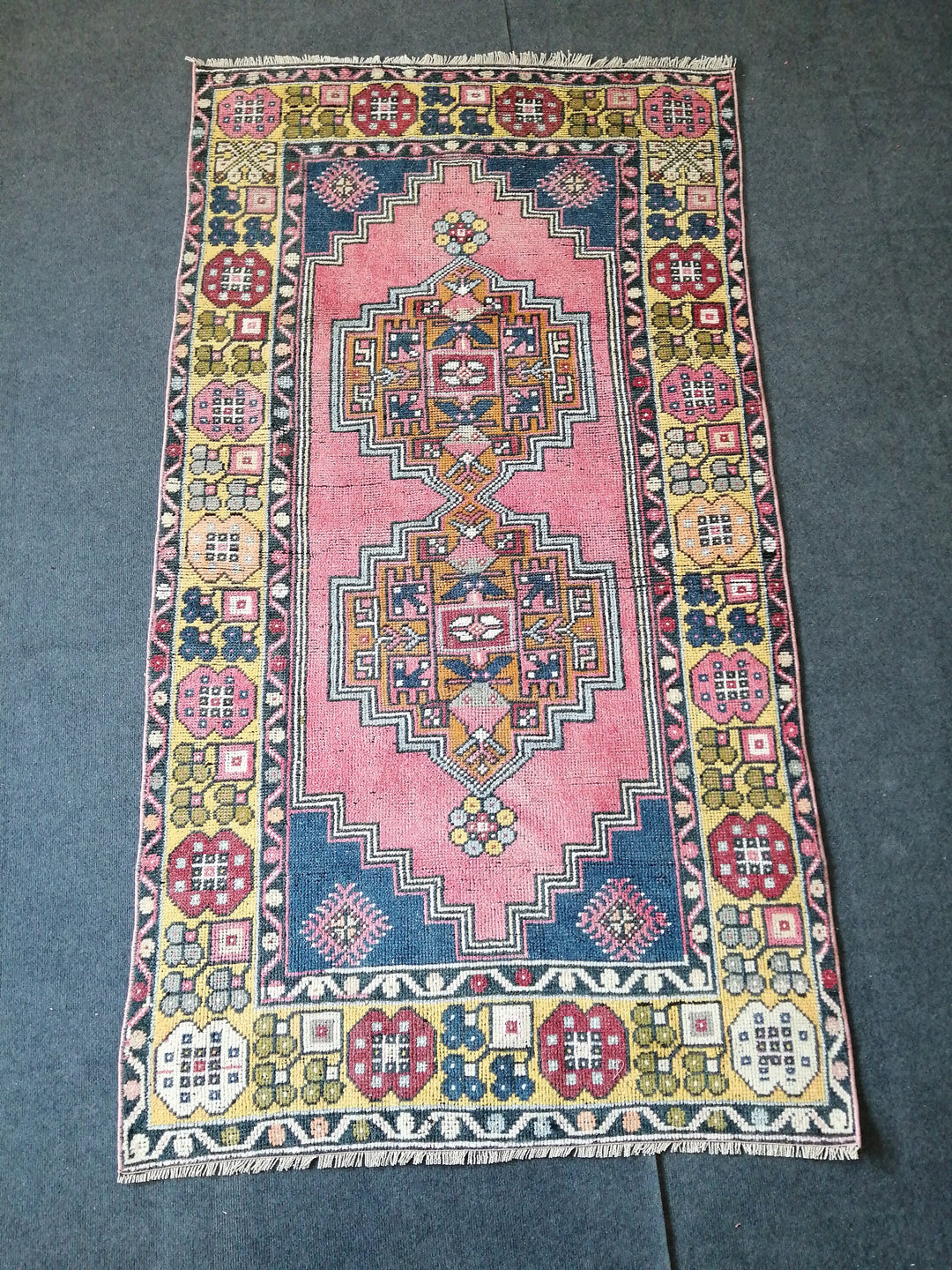 Beige Turkish Runner Rug 3' 8" x 6' 10" Hand-Knotted detail