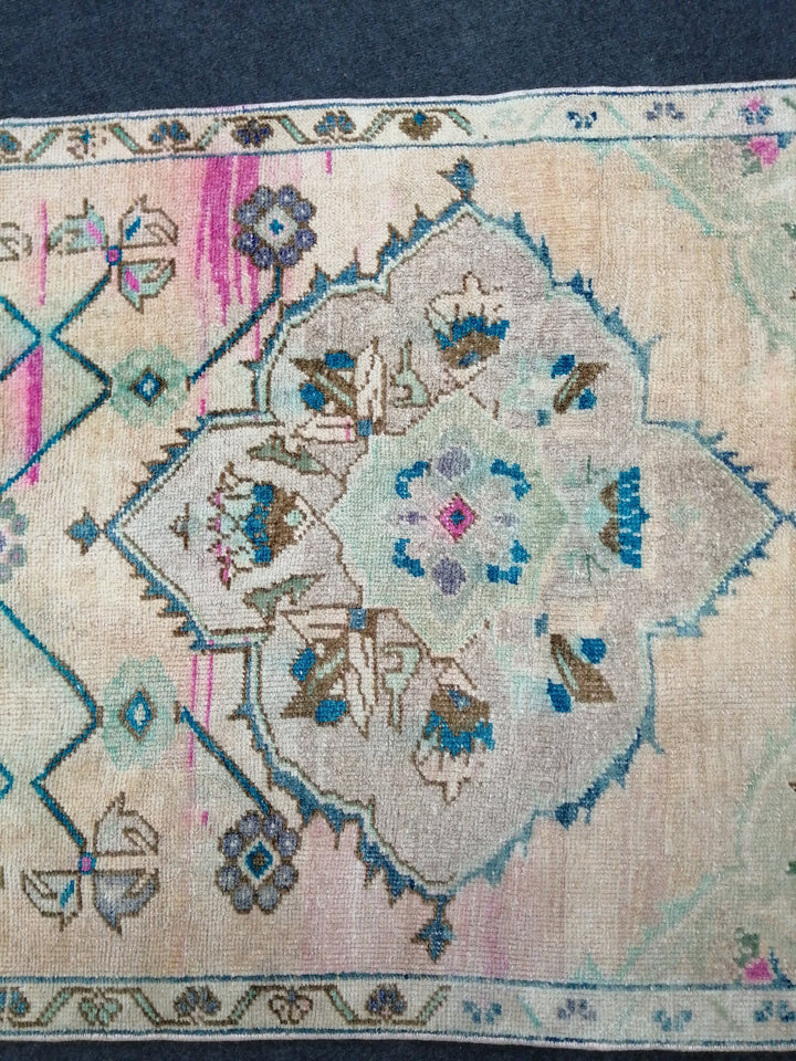 Beige Turkish Runner Rug 3' x 10' 10" Hand-Knotted texture