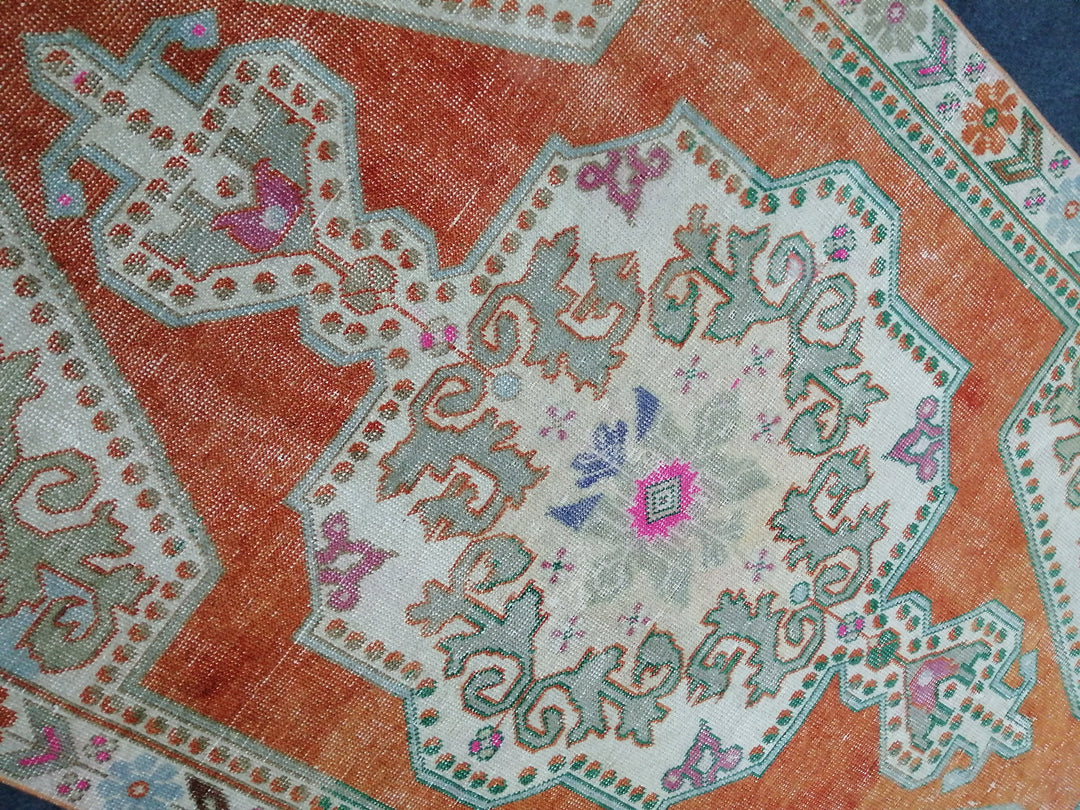 Rust Turkish Runner Rug 4' 6" x 7' 4" Hand-Knotted field