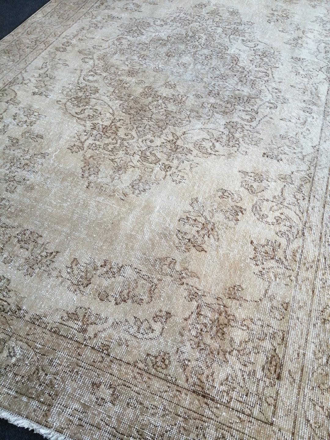 Beige Turkish Runner Rug 5' 5" x 8' 11" Hand-Knotted | No. WR33785