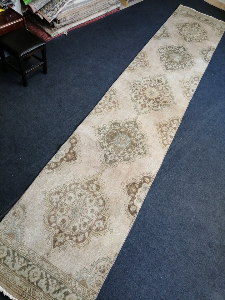 Beige Turkish Runner Rug 2' 10" x 13' 11" Hand-Knotted view