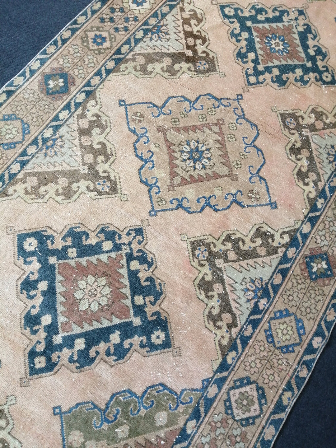 Cream Turkish Oushak Rug Cream Runner Rug Hand-Knotted | No. WR46935