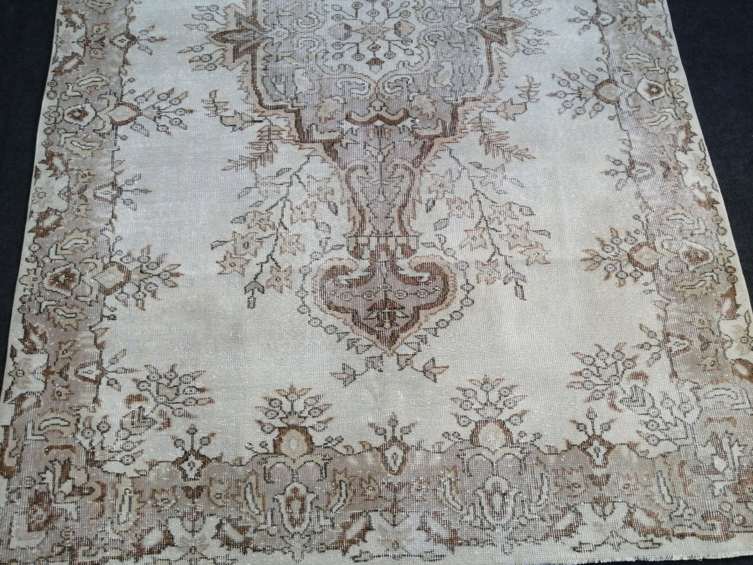 Beige Turkish Runner Rug 6' 2" x 9' 11" Hand-Knotted close-up