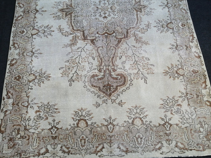 Beige Turkish Runner Rug 6' 2" x 9' 11" Hand-Knotted close-up