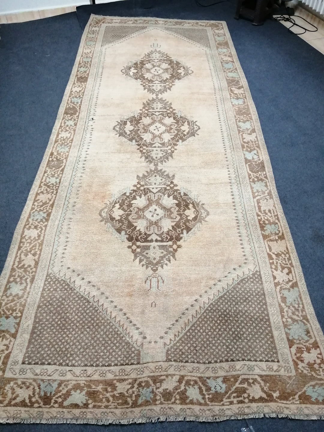 Beige Turkish Runner Rug 4' 1" x 12' 2" Hand-Knotted detail